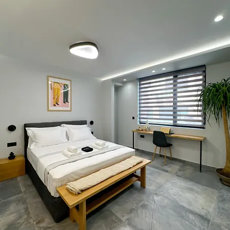 Luxury Downtown A6 *