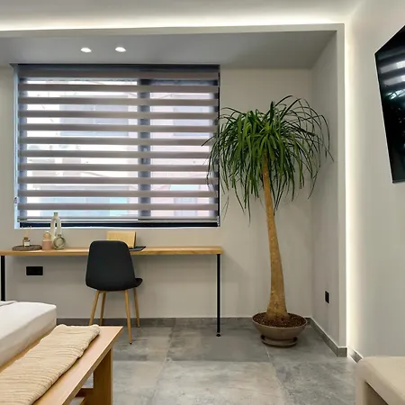 Apartment Luxury Downtown α6 *