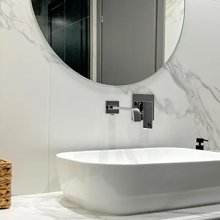 Appartamento Luxury Downtown α6 *