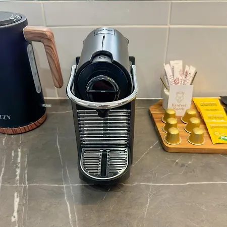 Luxury Downtown A6 *